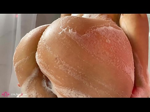 ❤️ O Brunette Masturbate Pussy ma Vibrator i Intense Orgasm i le Ta'ele ️❌ Fucking